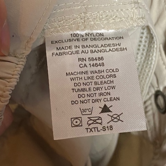 🍍White Sierra NWT Girls Beige Cargo Roll Up Pants - Picture 8 of 8